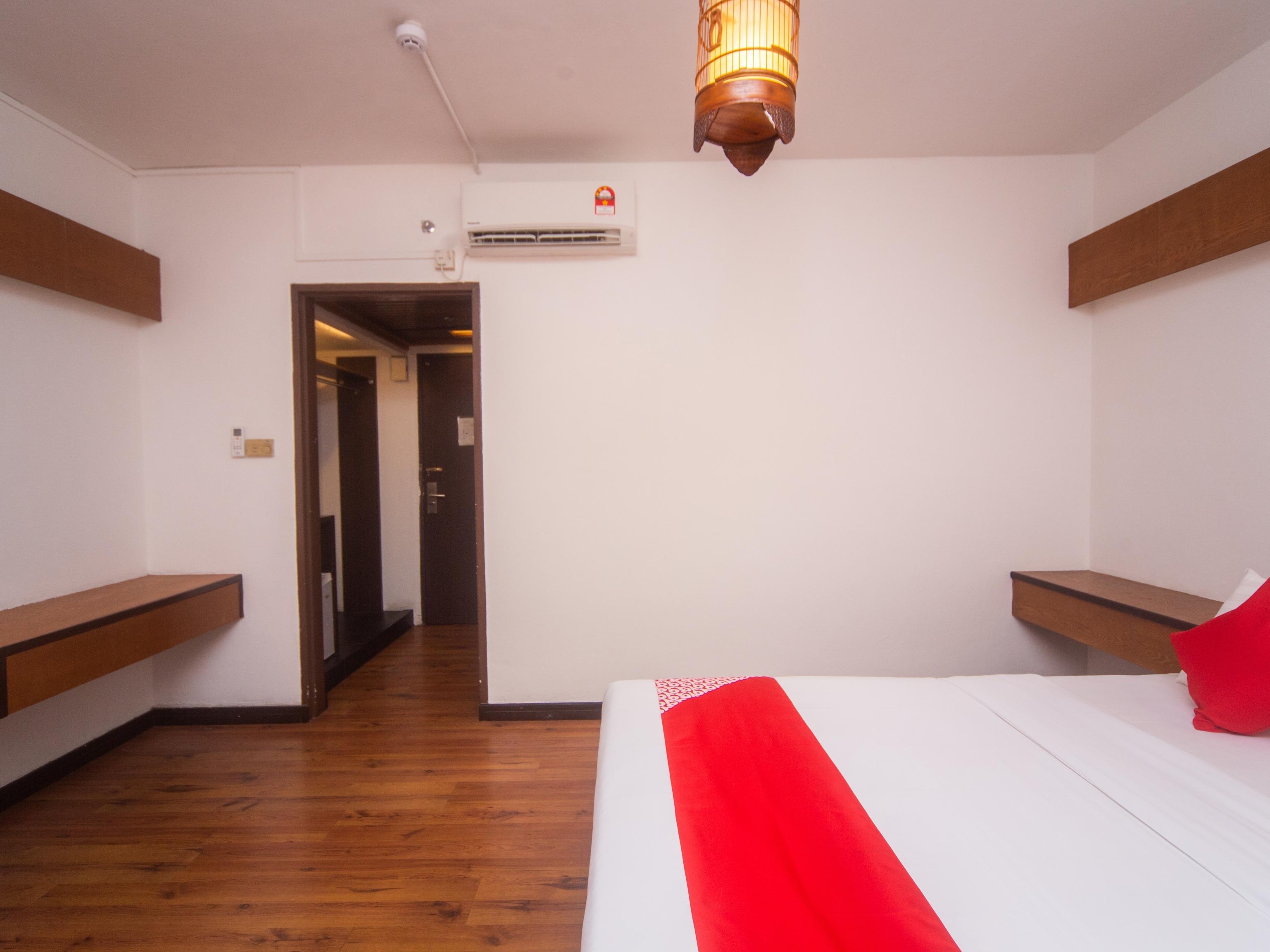 Super Oyo 321 Hotel D'Elegant Куала-Лумпур Экстерьер фото
